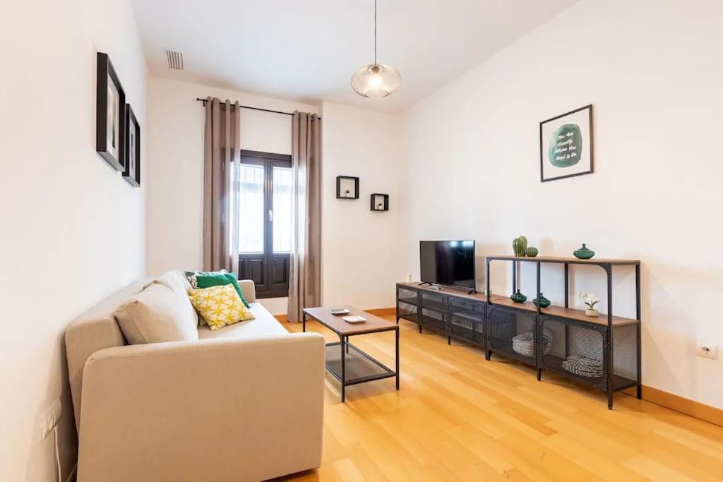 Jdcbl - Peaceful Wonderful Apartment In City Center Sevilla Kültér fotó